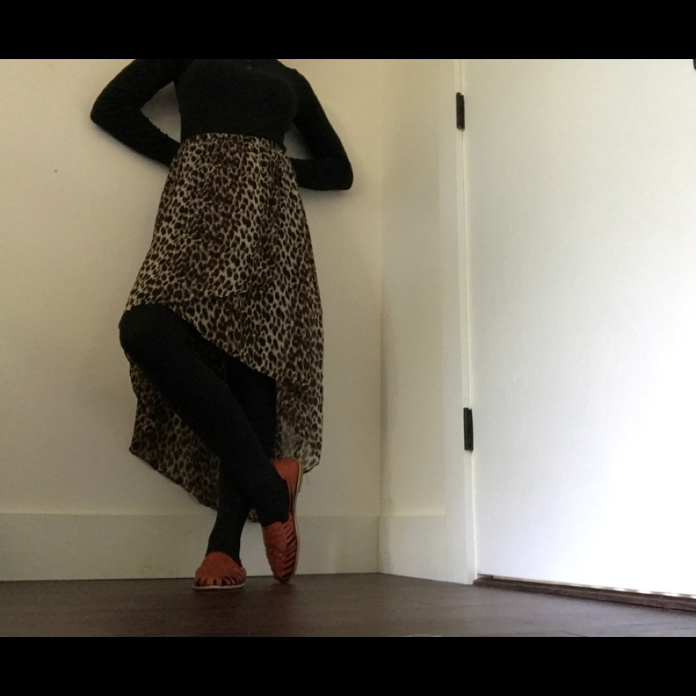 Forever 21 High-Low Leopard Print Skirt - Picture 2 of 13